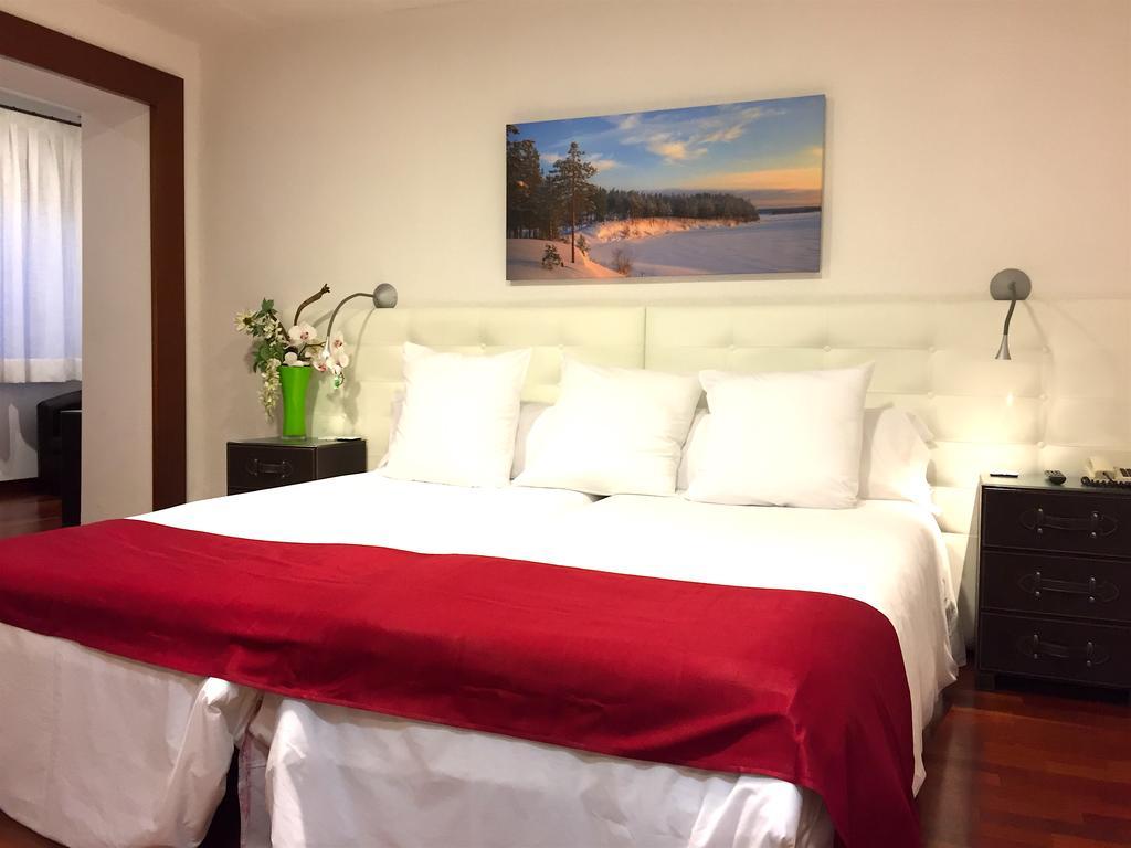 Hotel Del Lago Puigcerdà Habitación foto